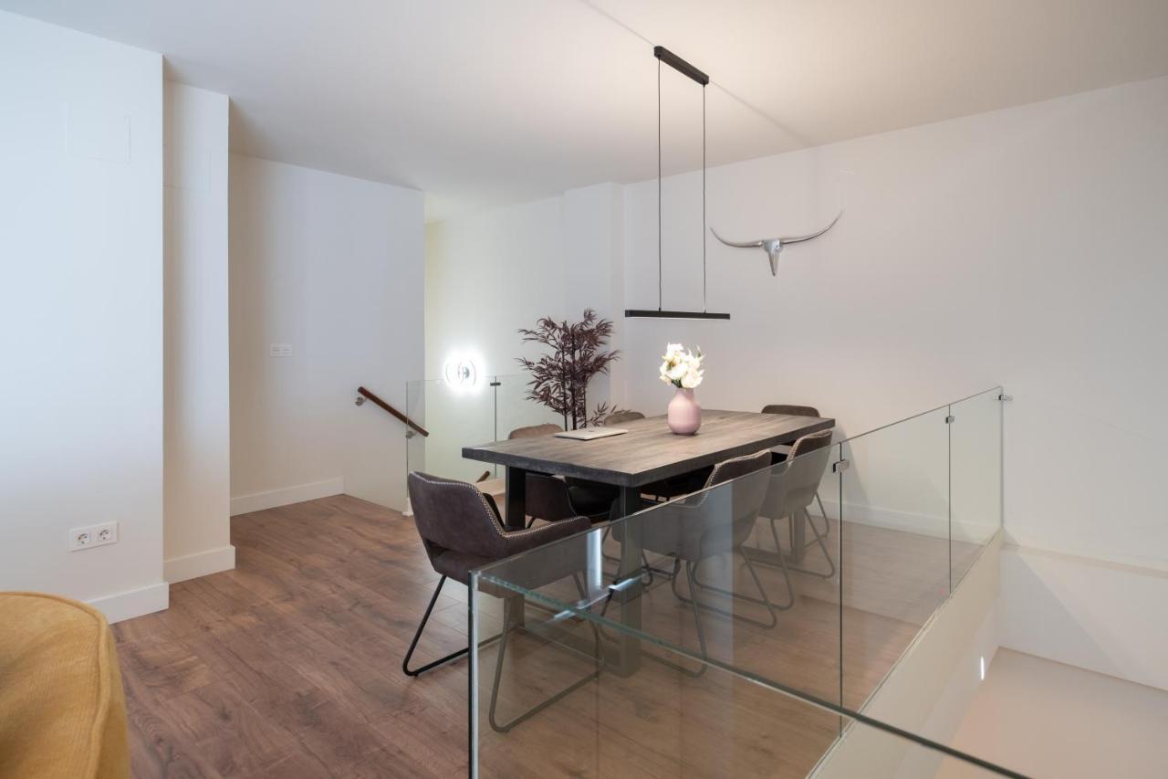 Appartamento Alameda Deluxe Duplex Casco Antiguo Parking Siviglia Esterno foto