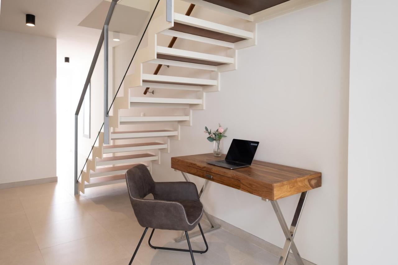 Appartamento Alameda Deluxe Duplex Casco Antiguo Parking Siviglia Esterno foto