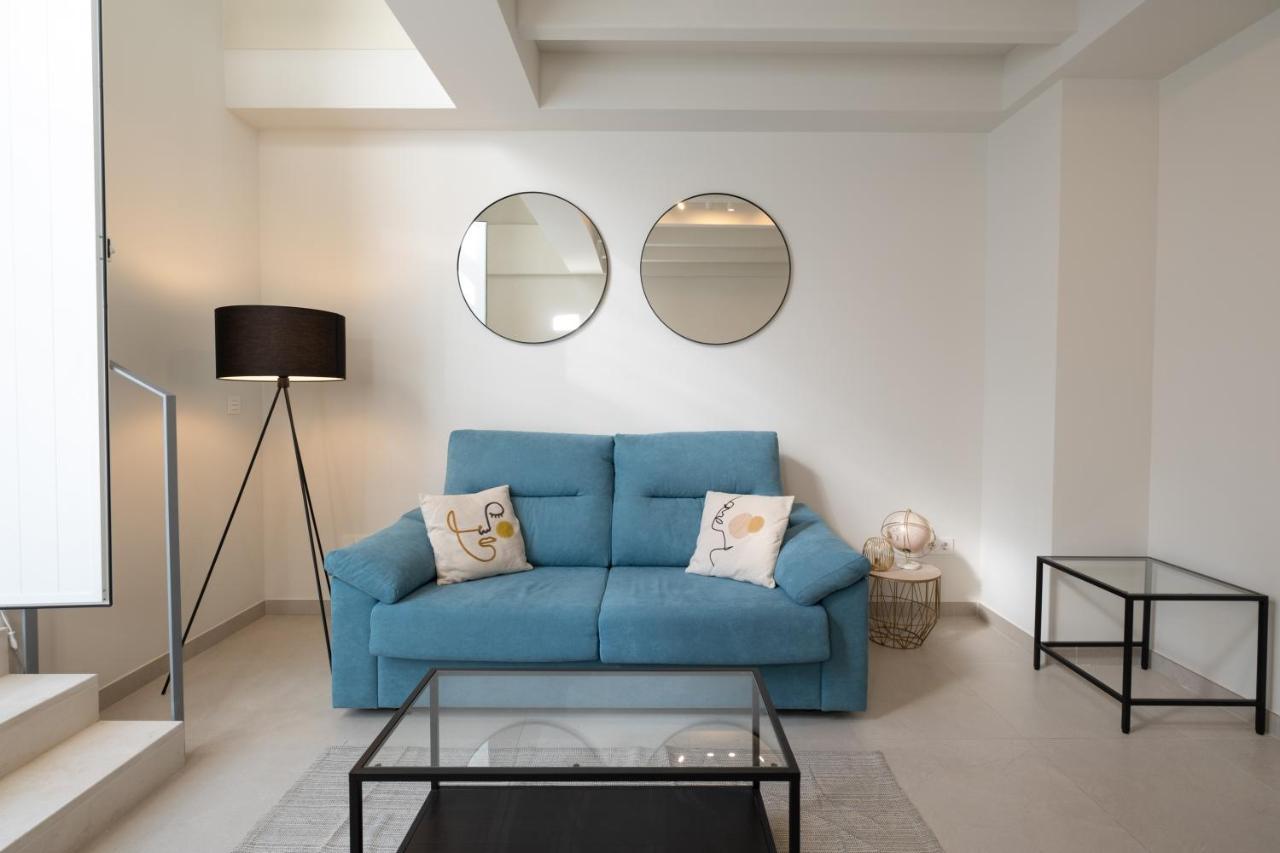Appartamento Alameda Deluxe Duplex Casco Antiguo Parking Siviglia Esterno foto