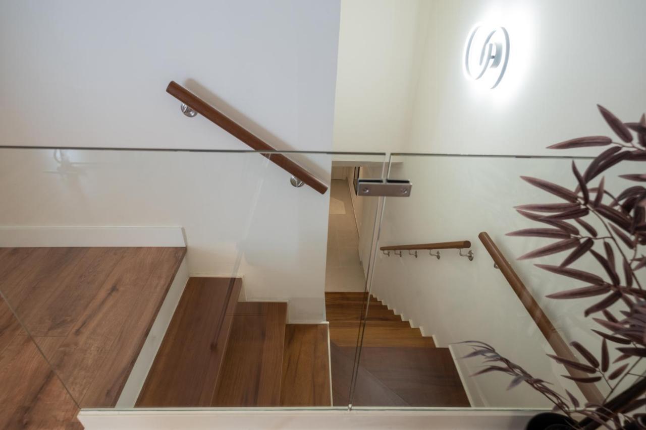 Appartamento Alameda Deluxe Duplex Casco Antiguo Parking Siviglia Esterno foto